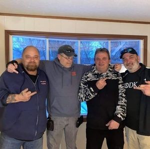 Meet your Posher, Thomas